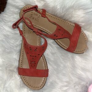Leather Naturalizer sandals 7